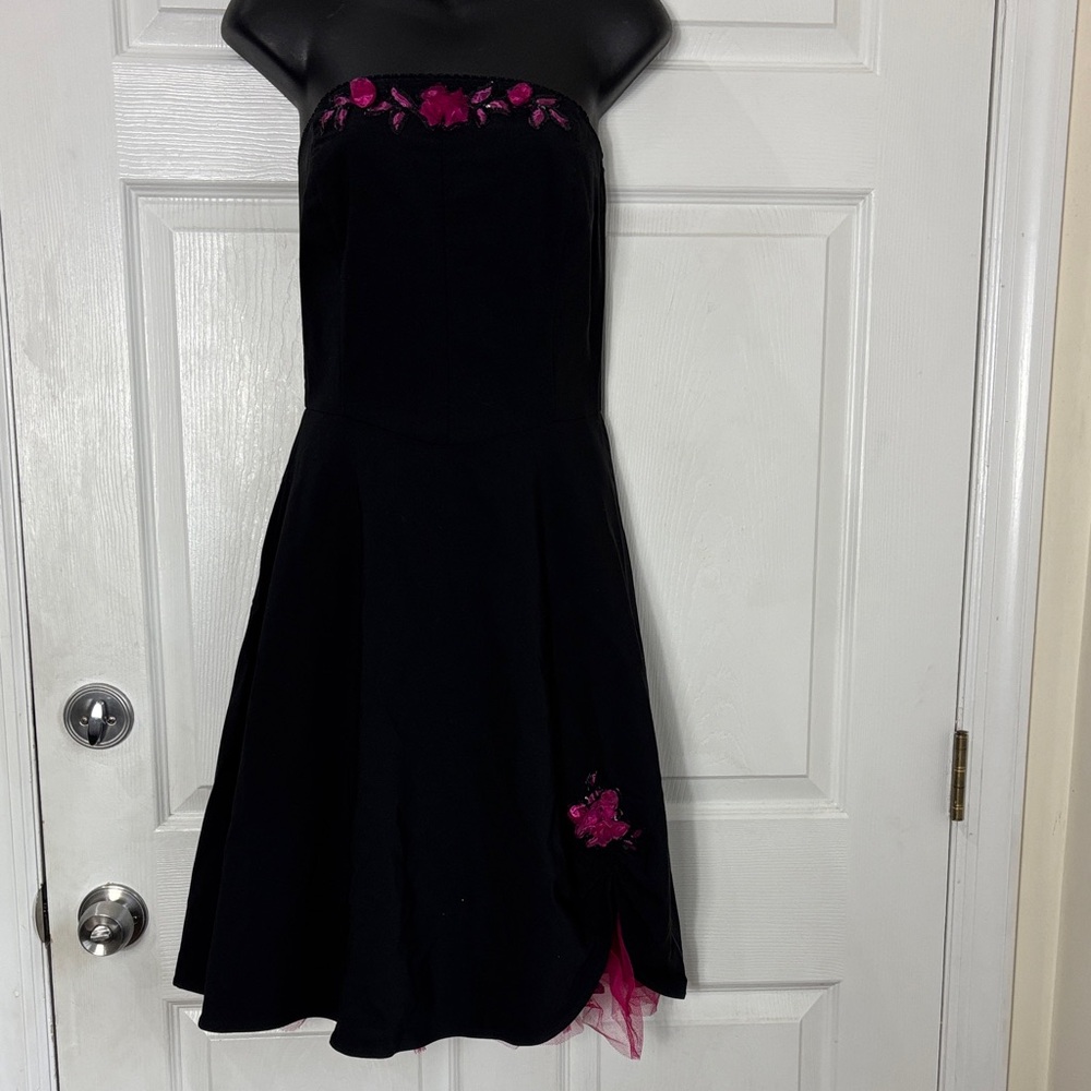 RUBY ROX Y2K Black strapless dress hot pink petticoat size 9 Sheer floral design